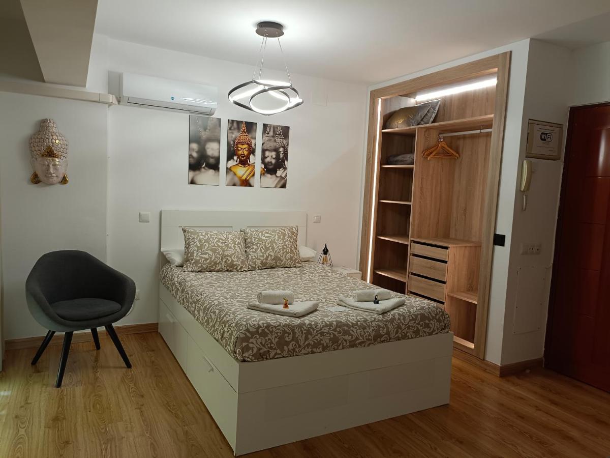 Buddha Smart Estudio Centro Historico De Malaga Zewnętrze zdjęcie